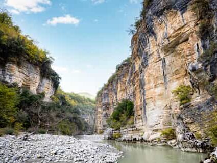 Osumi Canyon Hiking Trails: Best Viewpoints, Full Map & Local Tips